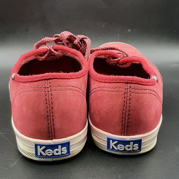 Keds Women's Lace Up Sneakers Size 9 Rose with Polka Dot Laces - Picture 2 of 5